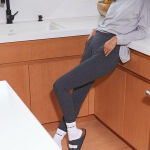 LUNYA Restore Pocket Legging in Mercurial Heather Gray